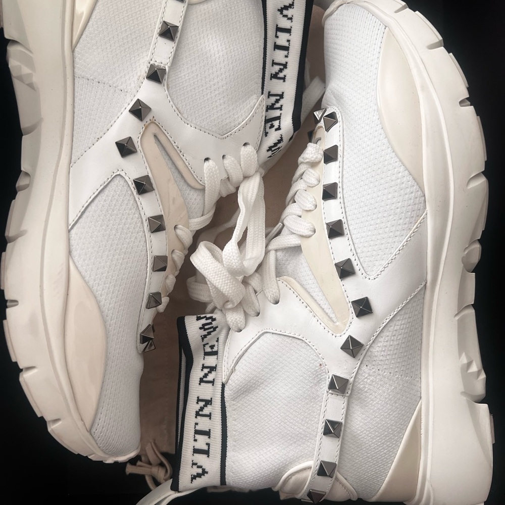 Valentino Garavani White Sneakers with Silver studs